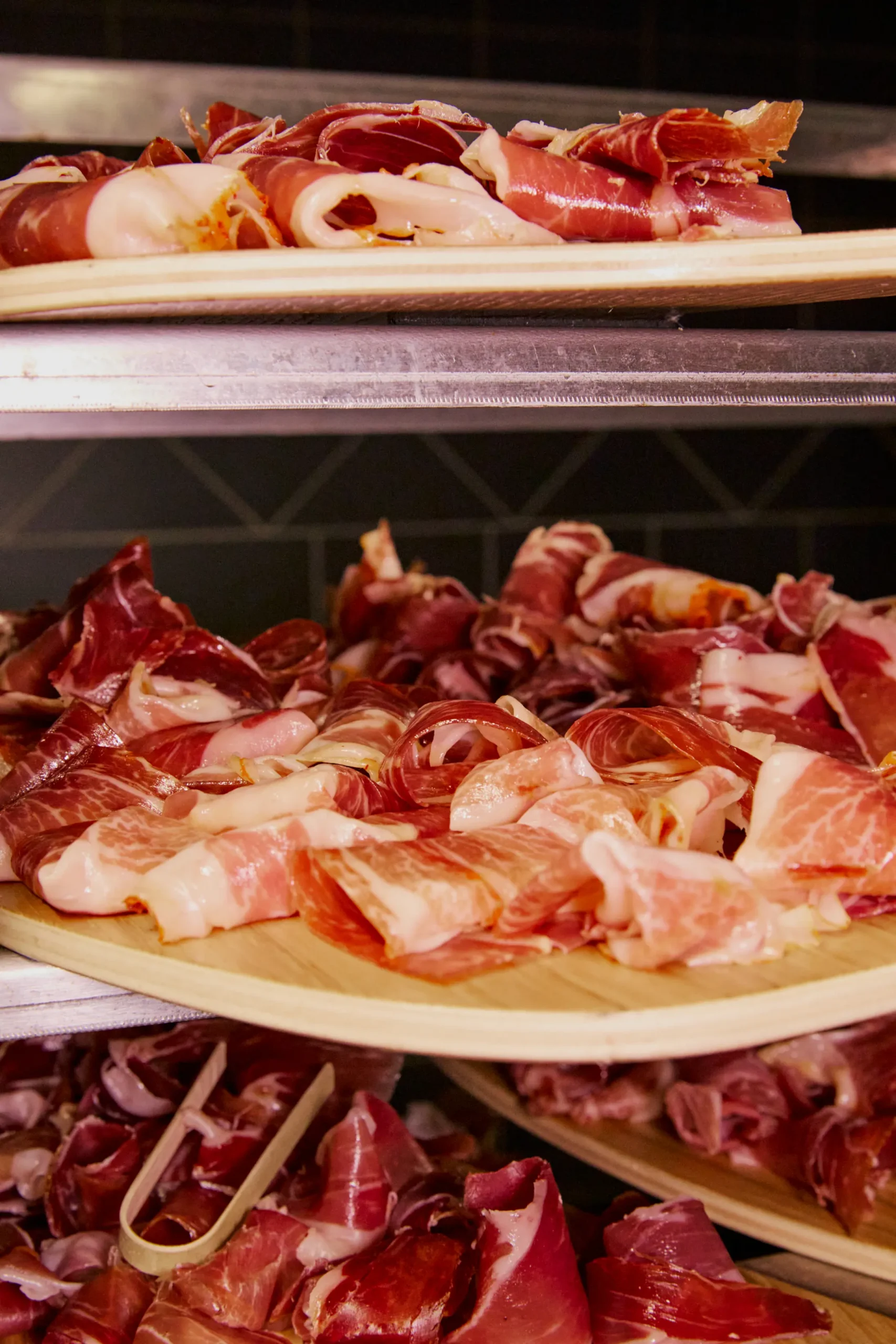 planche-charcuterie-evenements-dentreprise-scaled.webp